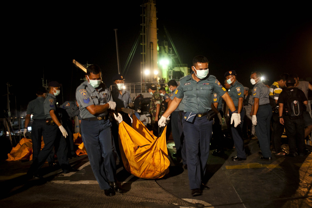 Ναυτική τραγωδία στην Ινδονησία