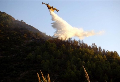Υπό έλεγχο σε Ρόδο και Εύβοια