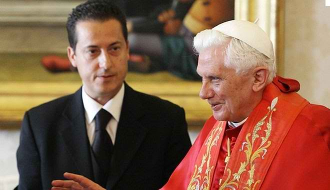 Στο σκαμνί το «βαθύ λαρύγγι»