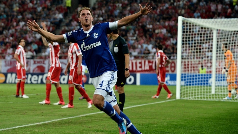 Τελικό:Ολυμπιακός-Σάλκε 1-2