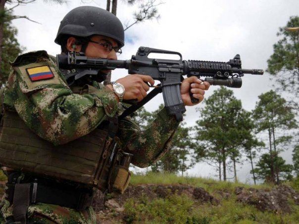 Στρατιώτης σκότωσε ανωτέρους του