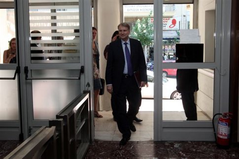 Τώρα – Τα λένε Χατζηδάκης και Reichenbach