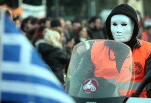 Αγανακτισμένα… γκάζια