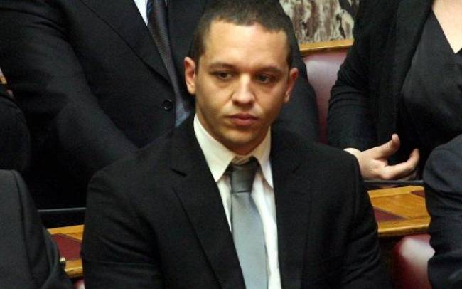 “Επικύψεις κάνει ο Στουρνάρας”