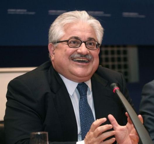 Τζαβάρας: Αντίδοτο στην κρίση