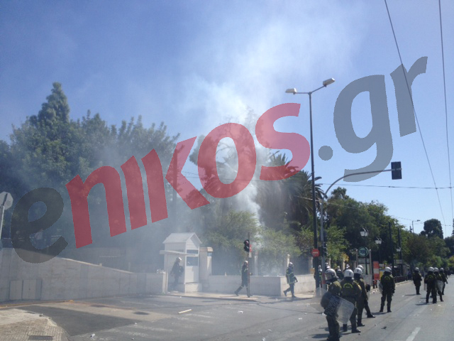 Τώρα-Προσαγωγές στην συμβολή Σταδίου-Αιόλου