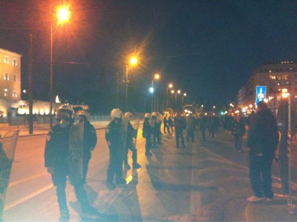 Τώρα-Συγκέντρωση στο Σύνταγμα