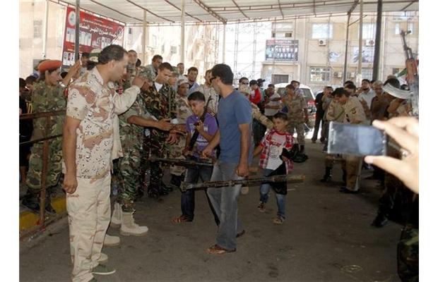 Παρέδωσαν όπλα στη Λιβύη