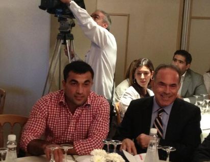 Τώρα-Βραβεύουν τον Ηλιάδη