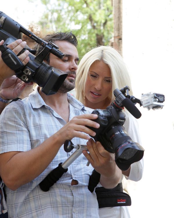 Στα γυρίσματα του “Δέστε Τους”