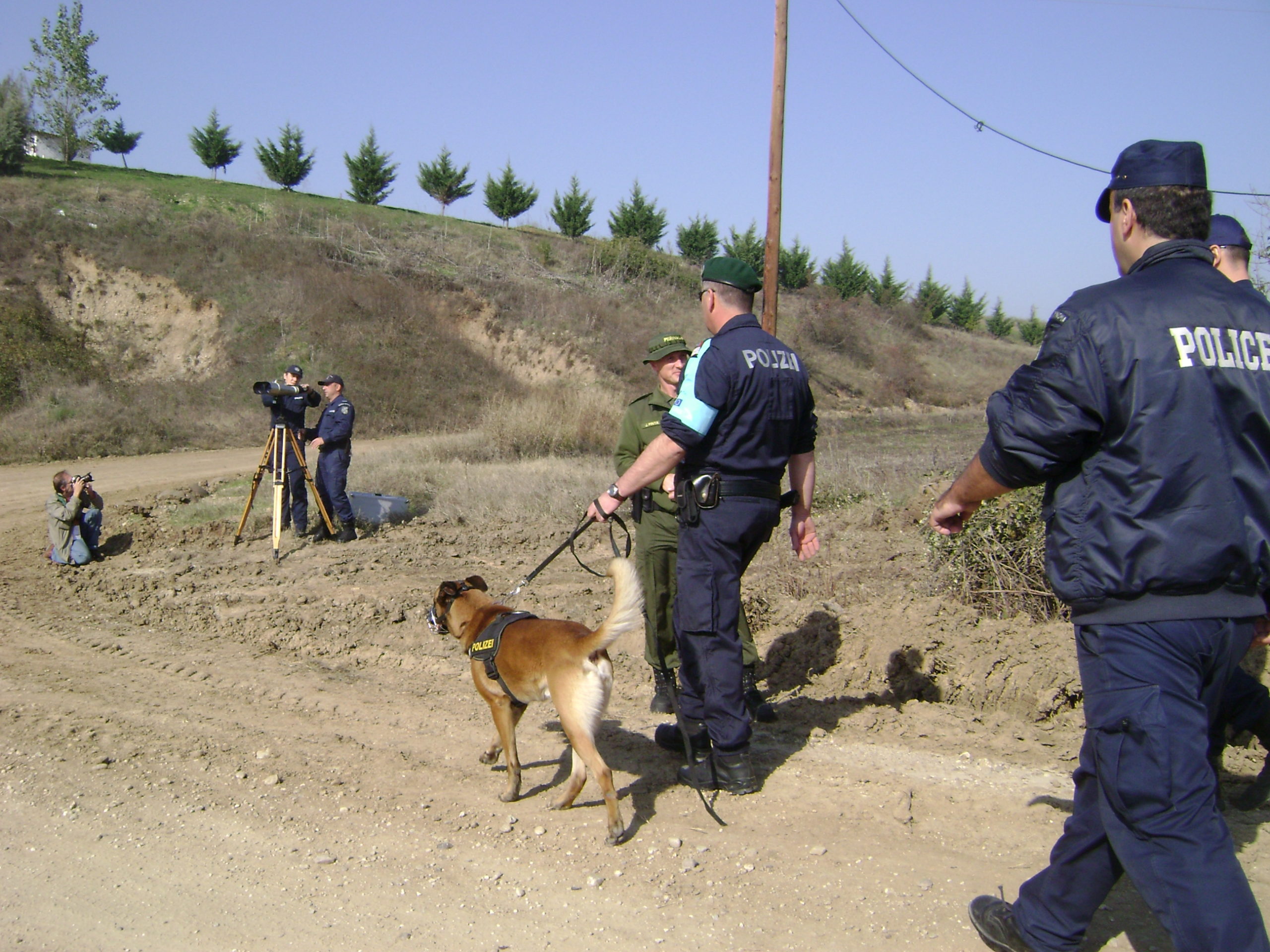 “Μια τρύπα στο νερό κάνει η Frontex”