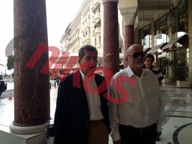 Τώρα-Δίπλα στους ένστολους ο ΣΥΡΙΖΑ