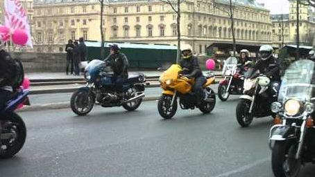 Χιλιάδες μοτοσυκλέτες στον δρόμο