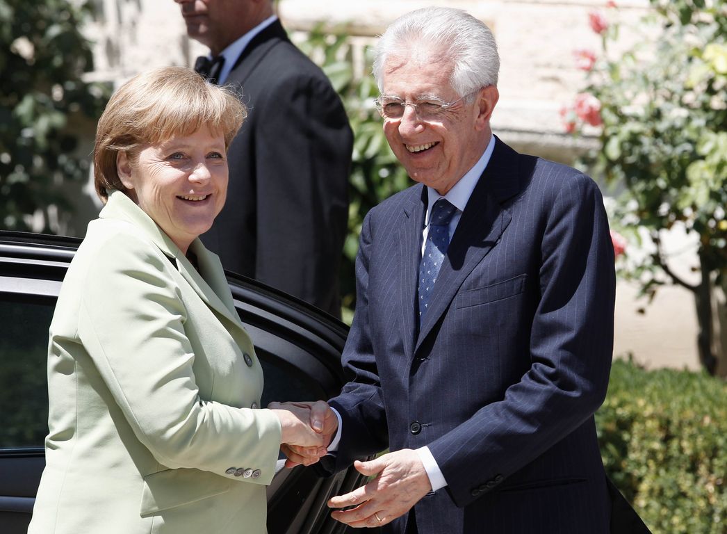 Τα είπαν Monti-Merkel