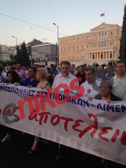 Τώρα – Κλειστοί όλοι δρόμοι περιμετρικά του Συντάγματος