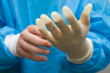 Αμαλία Φλέμινγκ : Οικονομία στα γάντια μιας χρήσης..;