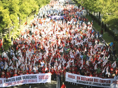 Βγήκαν στους δρόμους οι Ισπανοί