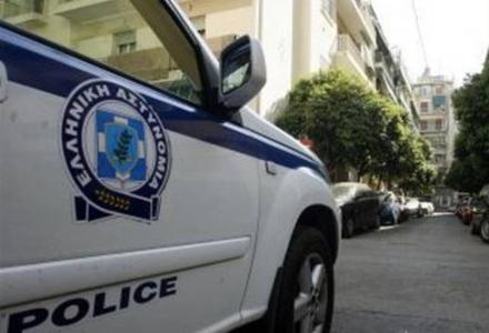 Έδειραν αστυνομικό μέσα στο τμήμα