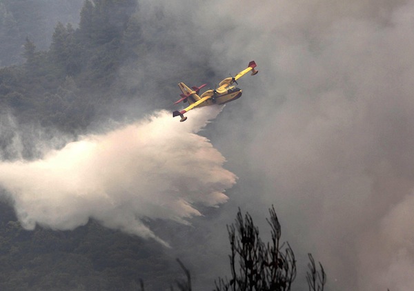 Τώρα-Υπό έλεγχο η φωτιά στη Ρόδο