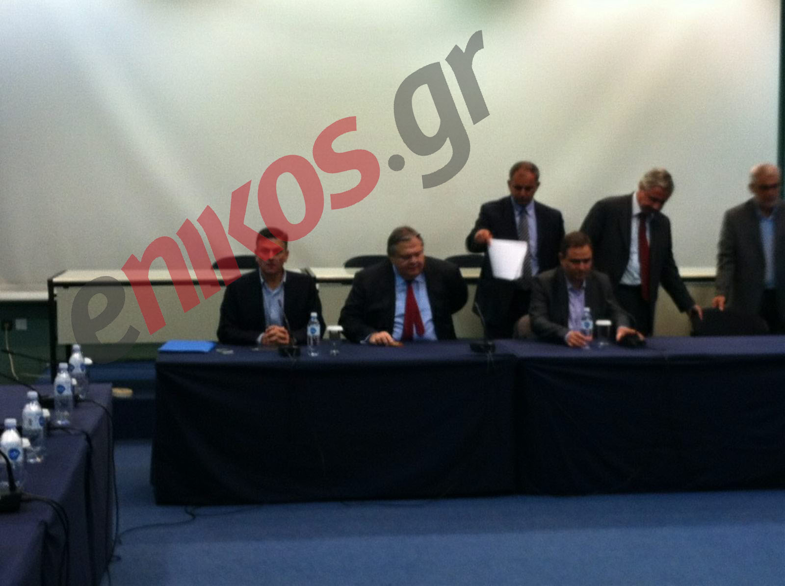 Τώρα-Βενιζέλος:Είναι τα τελευταία μέτρα