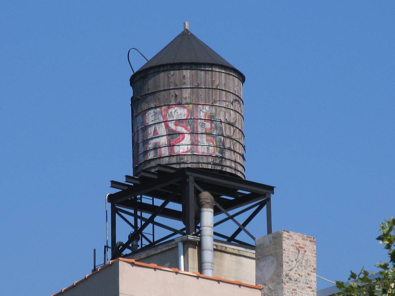 Καταπλακώθηκε από δεξαμενή