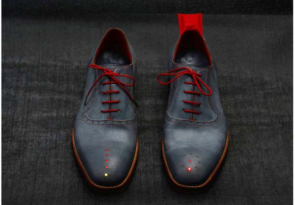 Παπούτσια με GPS!