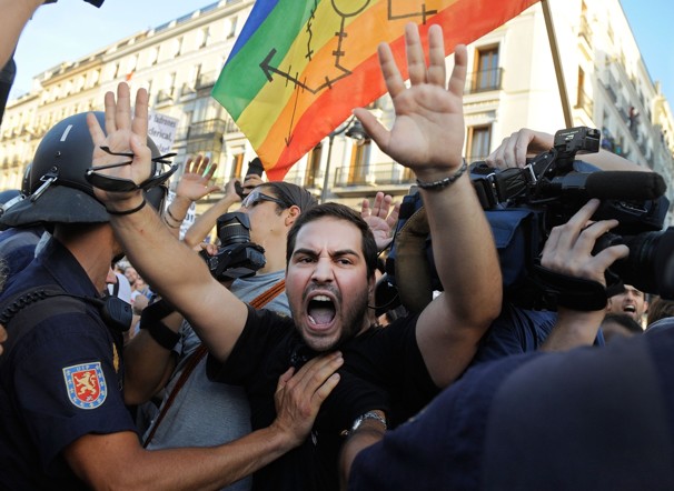 Στους δρόμους ξανά οι Ισπανοί