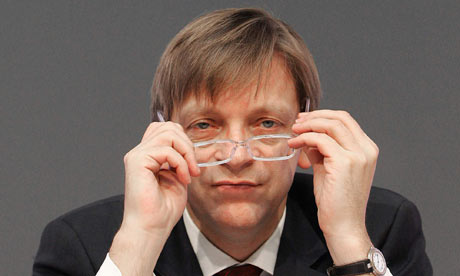 “Έτσι θα οδηγηθούμε στο γκρεμό”