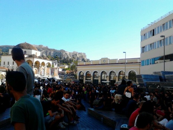 Τώρα-Πίσω στο Μοναστηράκι η πορεία