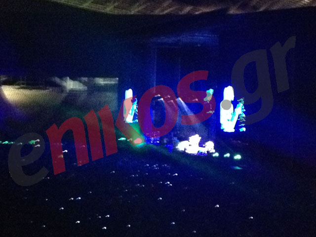 Αυτή είναι η σκηνή της συναυλίας