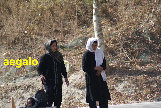 Εικόνες – Άλλο ένα “καραβάνι ψυχών” στη Σάμο