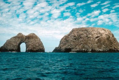 “Προστατευόμενες νησίδες στο σφυρί”