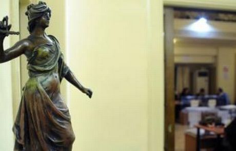 Καταγγέλλουν το μνημόνιο