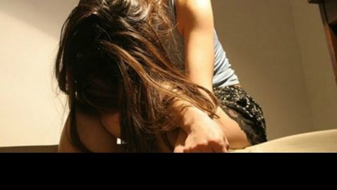 Έβαζε την 5χρονη να ζητιανεύει