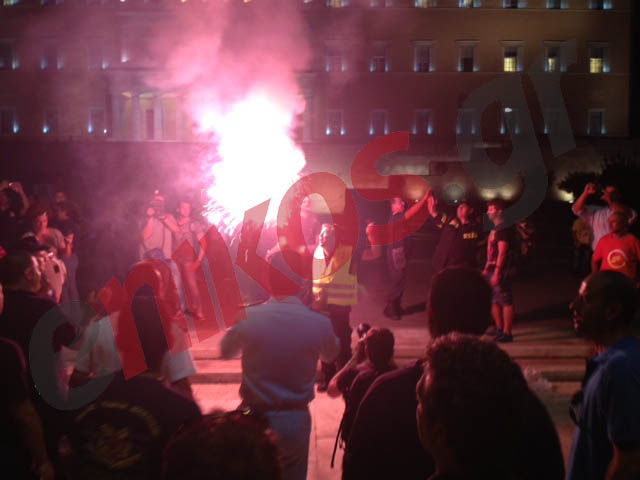 Τώρα- Αντιπροσωπεία στην Βουλή