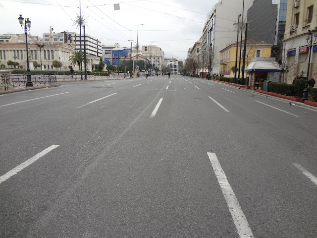 Τώρα-Κλειστή η Πανεπιστημίου