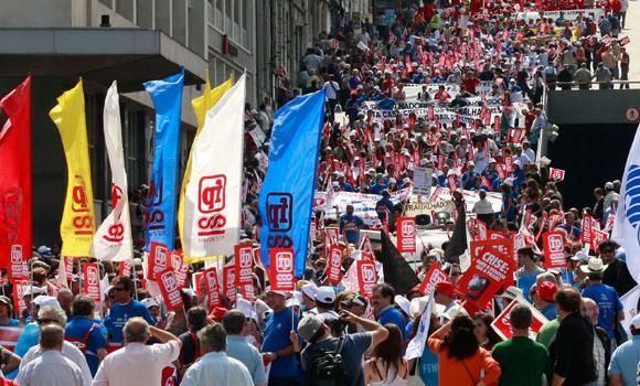 “Ας πάει στο διάβολο η τρόικα”