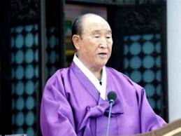 Πέθανε ο Μουν