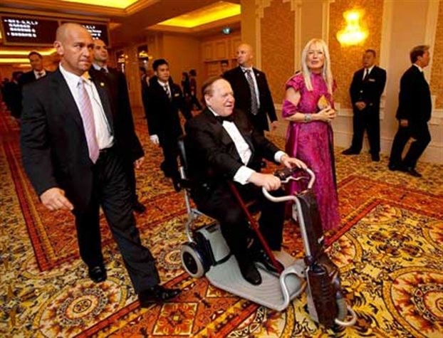 Ποντάρει 100 εκ. $ στον Romney