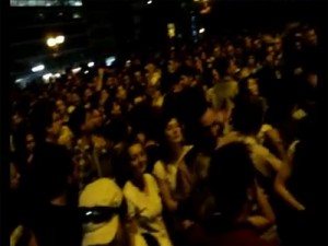 Τώρα- Πανεπιστημιακοί έξω από το ΥΠΟΙΚ