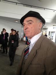 Εθεάθη ο συνταξιούχος που είχε πετάξει γιαούρτι στον Βενιζέλο!