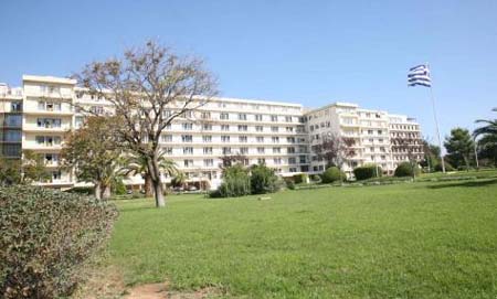 Οροφάρχες και… τραπεζοκόμοι