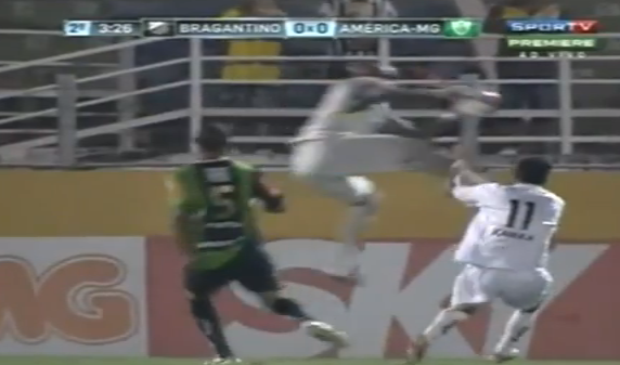 Τερματοφύλακας-καρατέκα