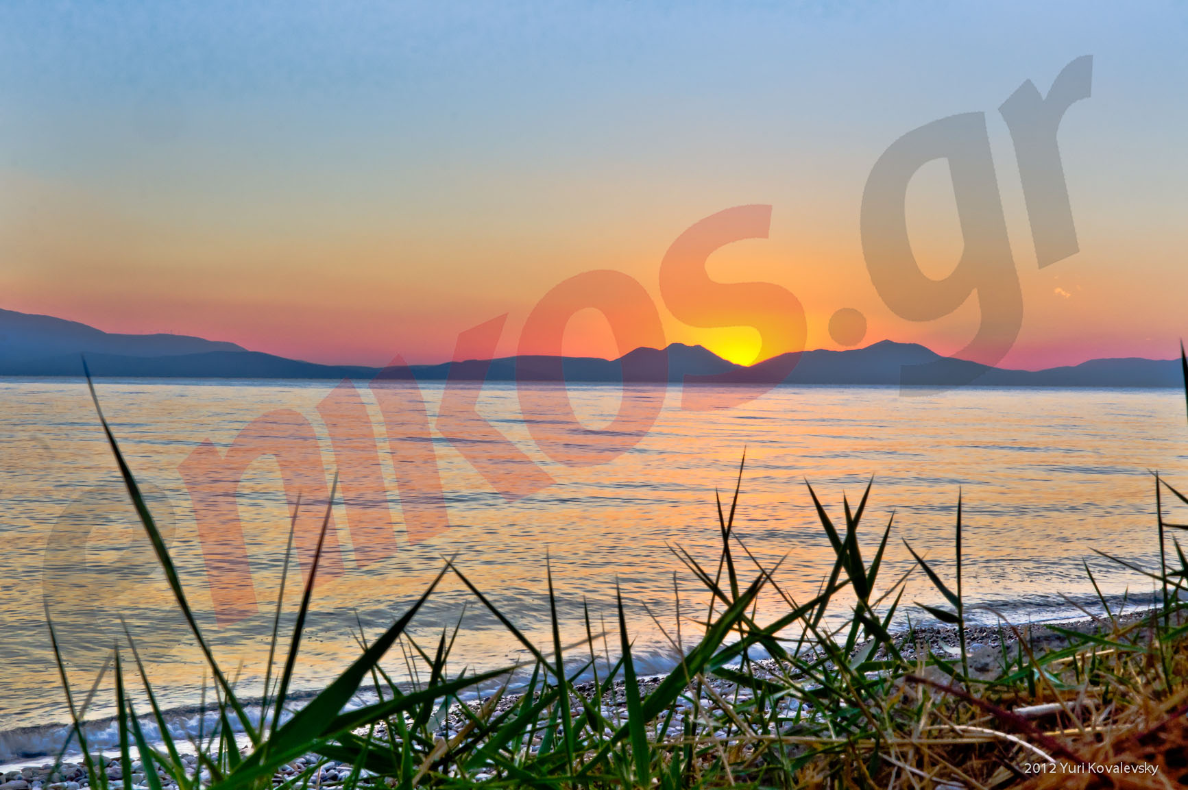 Η ανατολή στον Κορινθιακό