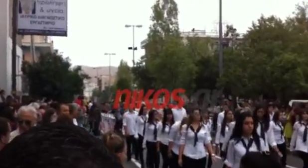 Βίντεο: Η παρέλαση στο Κερατσίνι