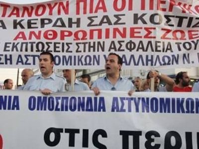 Πάλι στο δρόμο οι ένστολοι