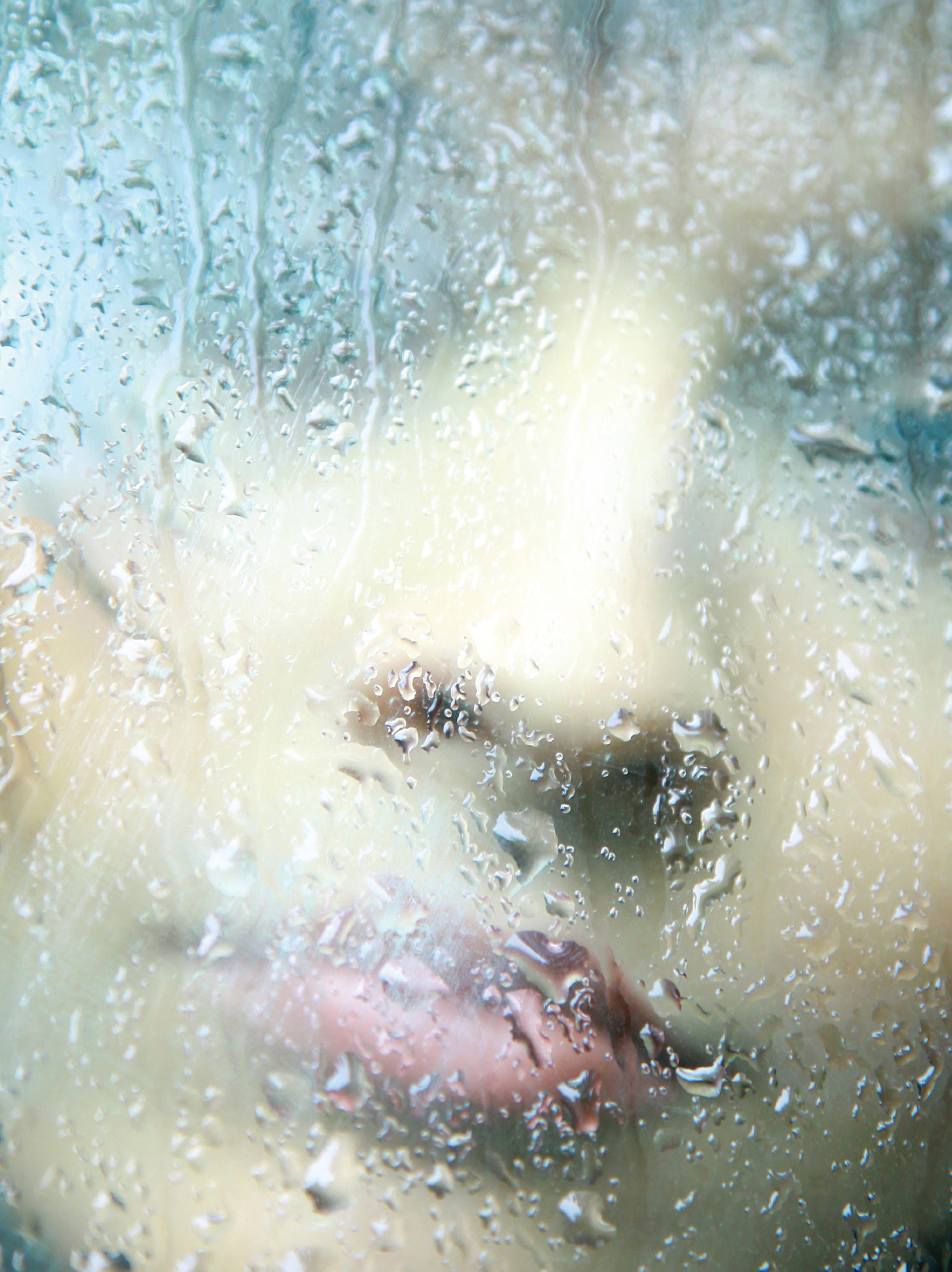 Αγκαλιάζουν γυναίκες με καρκίνο