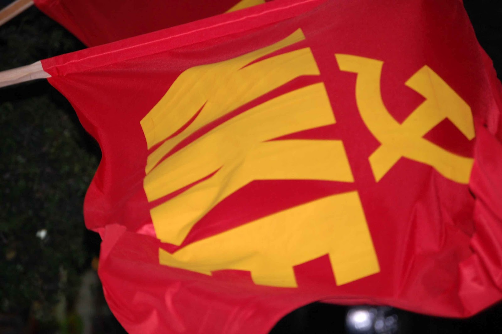 ΚΚΕ:Κοροϊδεύουν τους εργαζόμενους