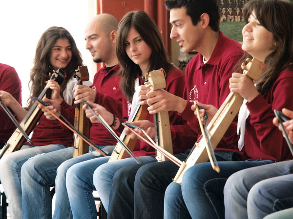 Θα αποκτήσουν “στέγη”