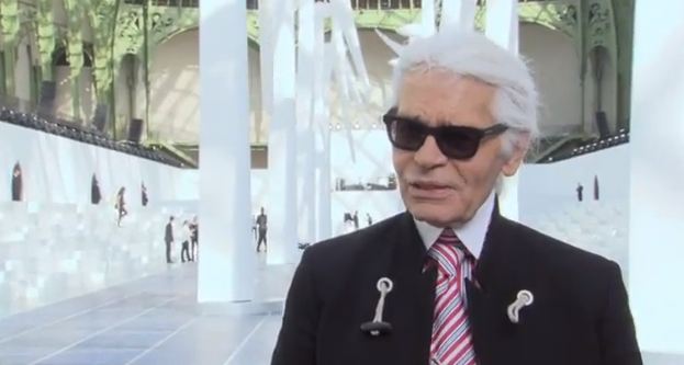 Λάγκερφελντ: “Ηλίθιος” ο Ολάντ